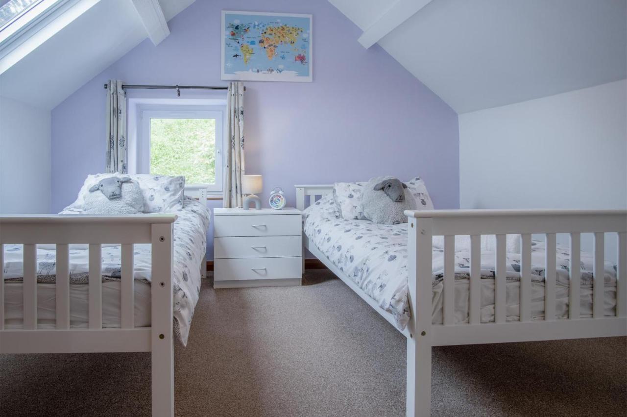 Tucking Mill - 3 Bedroom Holiday Home - Stepaside Stepaside (Pembrokeshire) Exterior foto