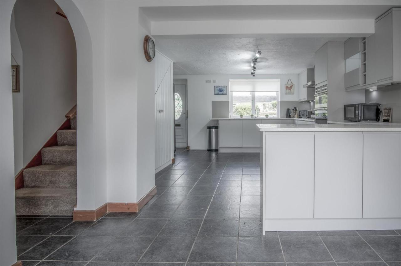 Tucking Mill - 3 Bedroom Holiday Home - Stepaside Stepaside (Pembrokeshire) Exterior foto