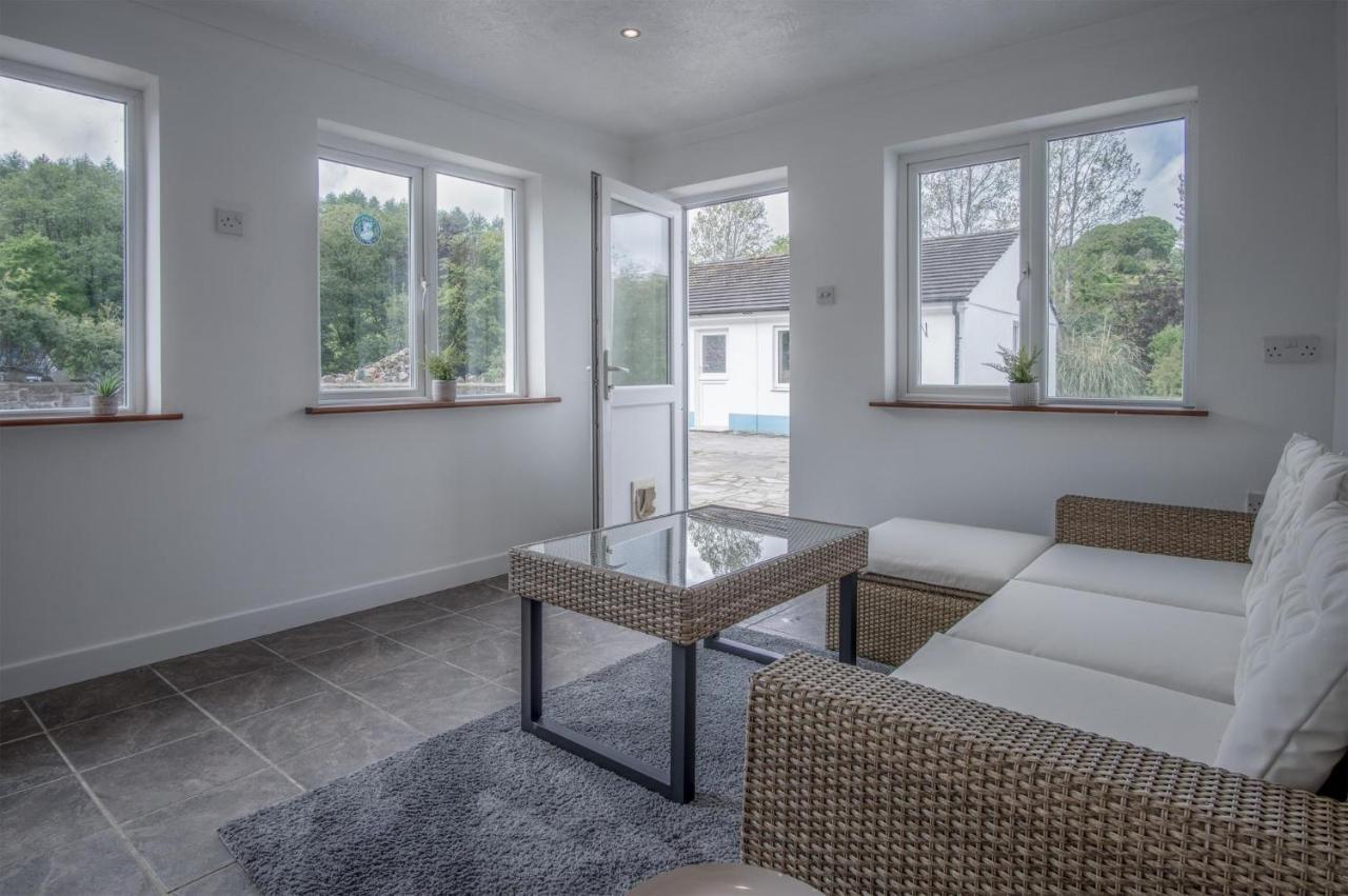 Tucking Mill - 3 Bedroom Holiday Home - Stepaside Stepaside (Pembrokeshire) Exterior foto